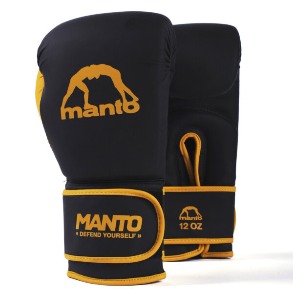 Боксерские перчатки MANTO ESSENTIAL черно-оранжевые