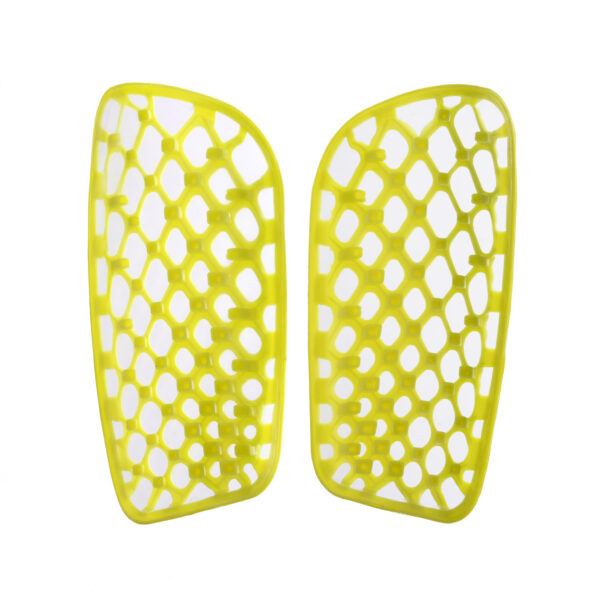 Щитки футбольные M