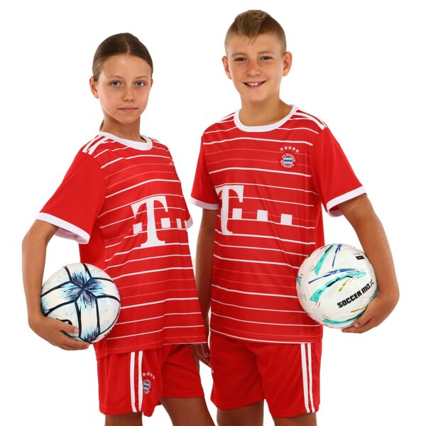 Форма футбольная детская с символикой футбольного клуба BAYERN MUNCHEN домашняя 2023 XS-XL красный