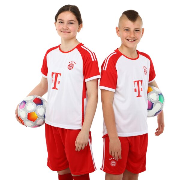Форма футбольная детская с символикой футбольного клуба BAYERN MUNCHEN домашняя 2024 20-28 красный-белый