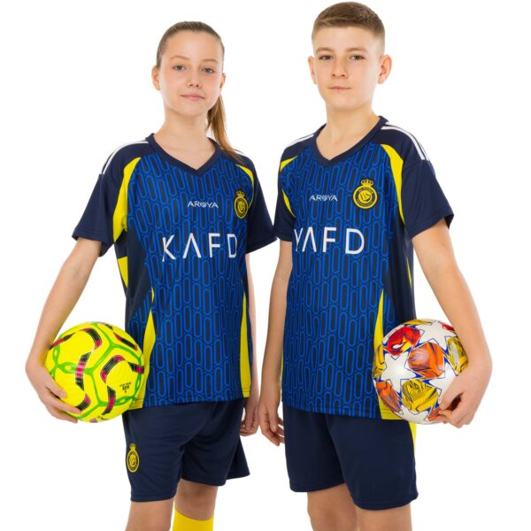 Форма футбольная детская с символикой футбольного AL NASSR гостевая 2025 20-30 темно-синий-желтый