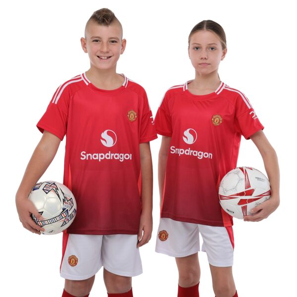 Форма футбольная детская с символикой футбольного клуба MANCHESTER UNITED домашняя 2024 красный