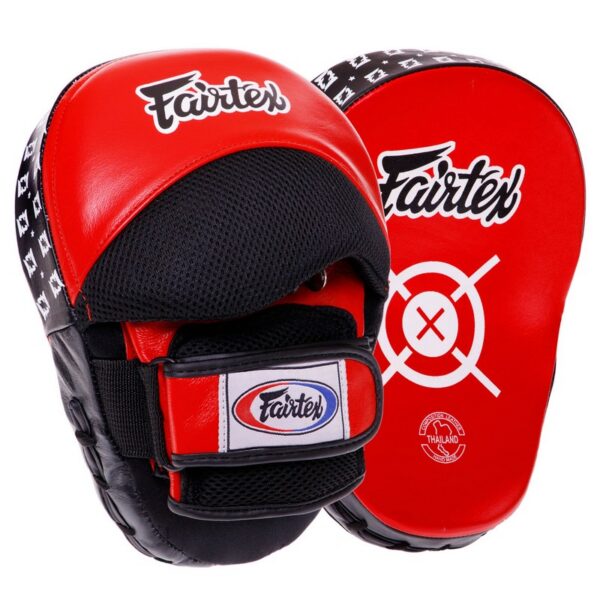Лапы изогнутые кожаные для единоборств FAIRTEX 2шт