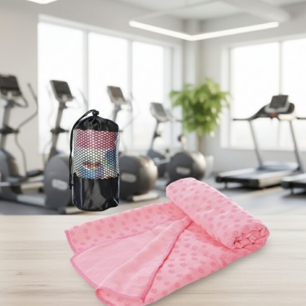 Коврик полотенце для йоги нескользящий розовый